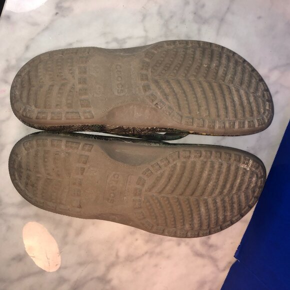 Mens Shoes Crocs Sandals Flip Flops Sz 12 Cammo Pre-owned - Picture 2 of 7